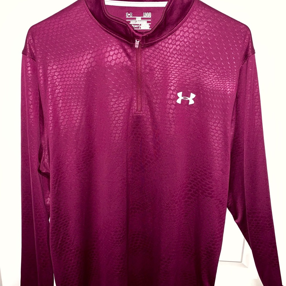 UA HEAT GEAR long-sleeved shirt